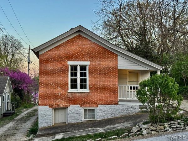 206 Howard Street, Clarksville, MO 63336