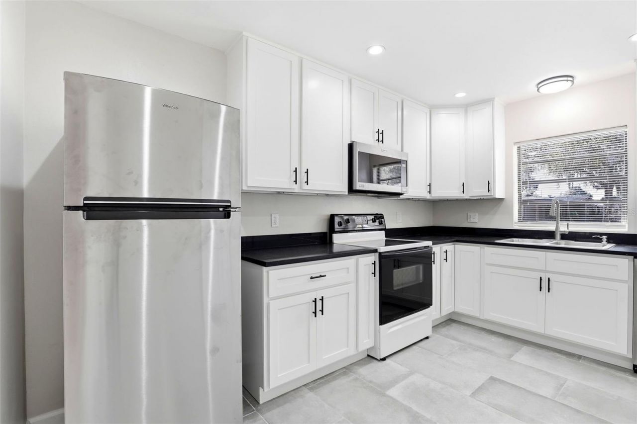 1913 Baldwin Drive , Orlando, FL 32806 Photo