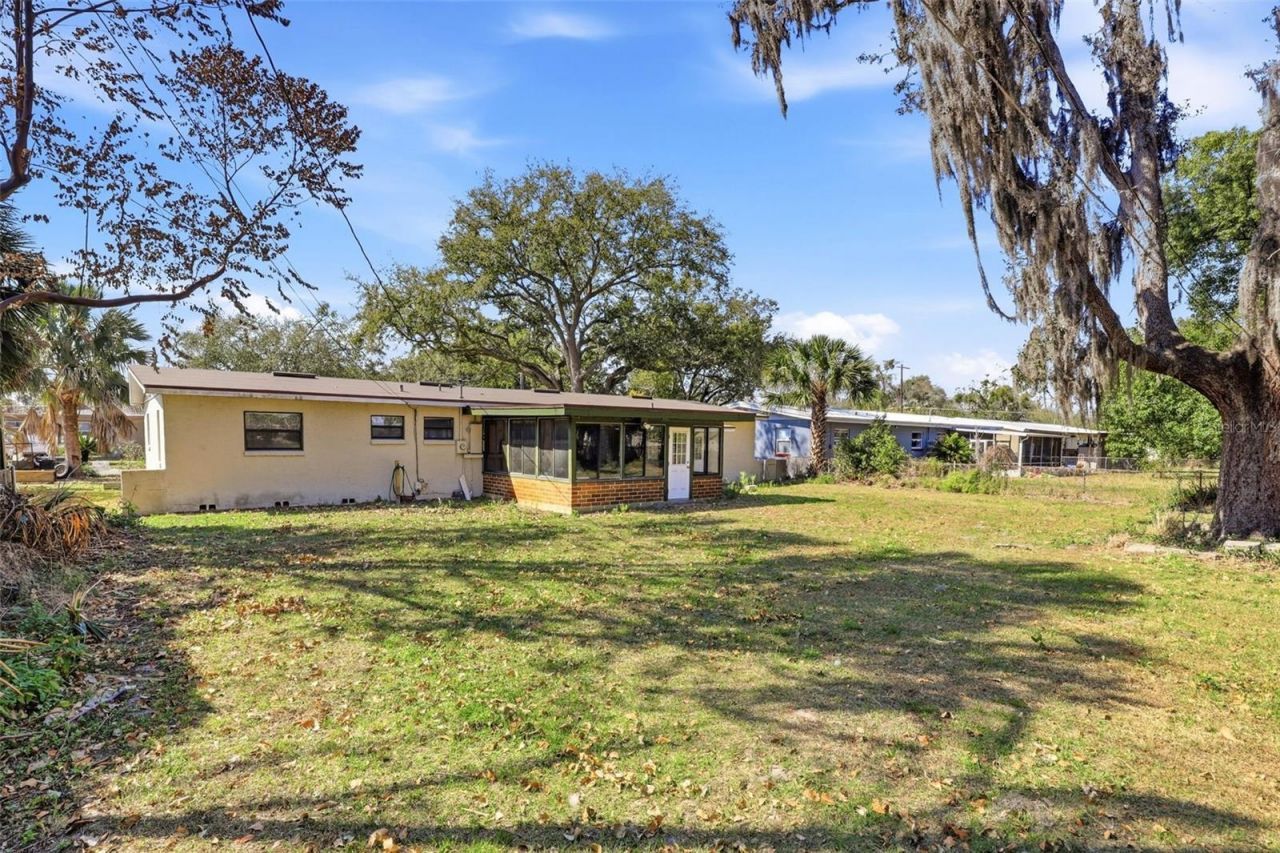 1913 Baldwin Drive , Orlando, FL 32806 Photo