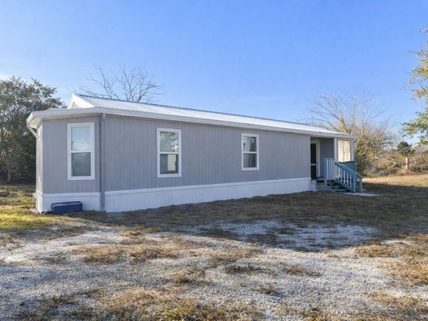 702 HILLSBORO STREET, PLANT CITY, FL 33563