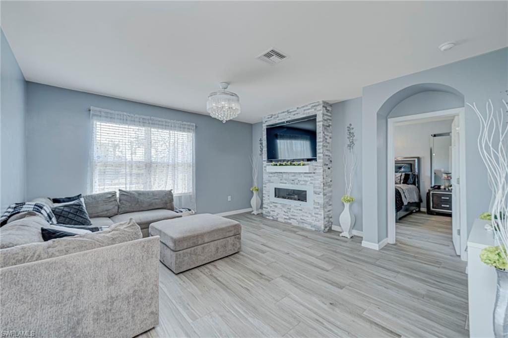 10313 Silver Pond Ln, Lehigh Acres, FL 33936 Photo