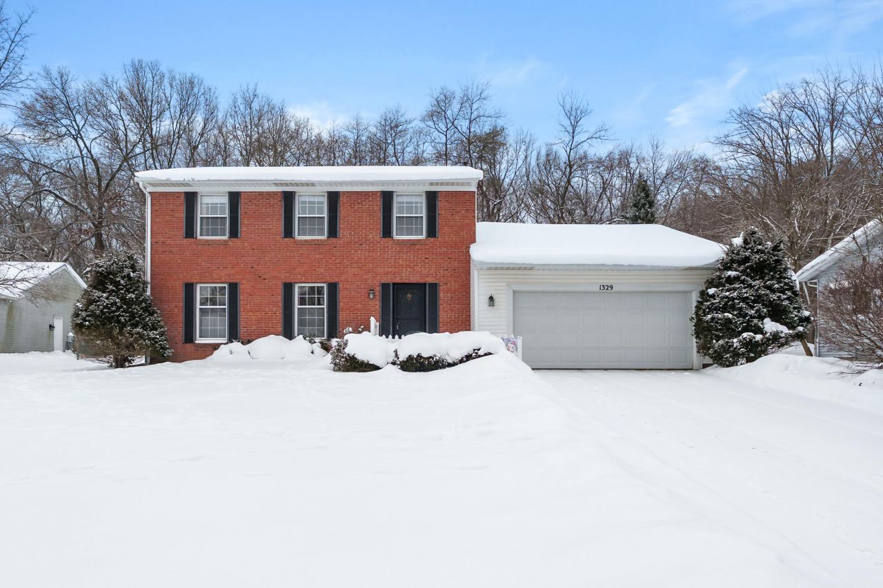 1329 Sprucebrook Drive, Kalamazoo, MI 49048 Main Photo