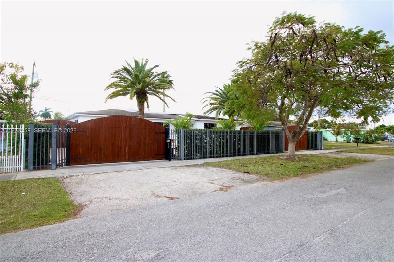 15300 SW 299th St, Homestead, FL 33033 Photo