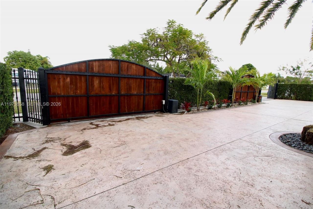 15300 SW 299th St, Homestead, FL 33033 Photo