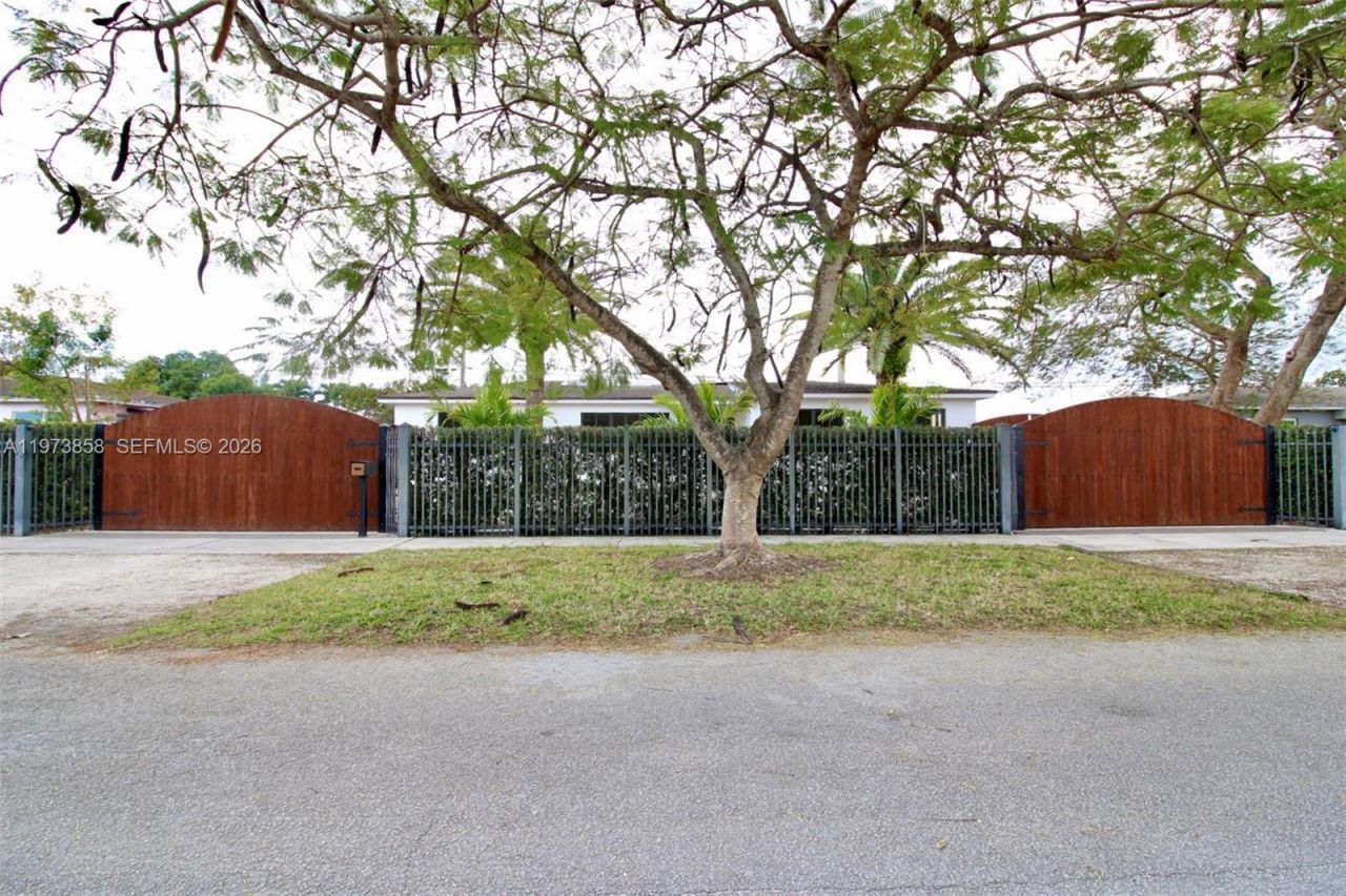 15300 SW 299th St, Homestead, FL 33033 Photo
