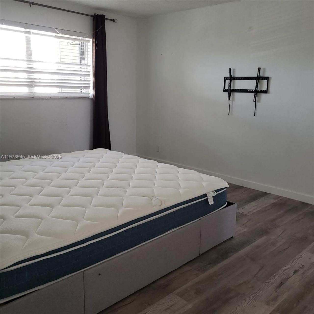 410 SE 2nd St , Unit 418, Hallandale Beach, FL 33009 Photo