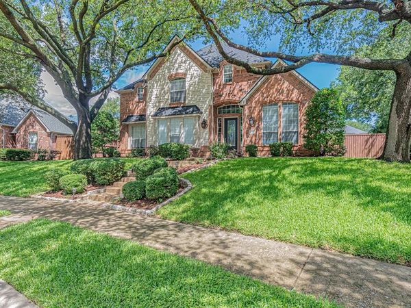 4209 Pinecreek Drive, Rowlett, TX 75088