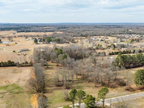 52 Church Circle , Greenbrier, AR 72058