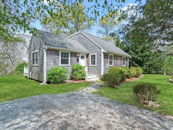 50 Lantern Lane, Tisbury, MA 02568