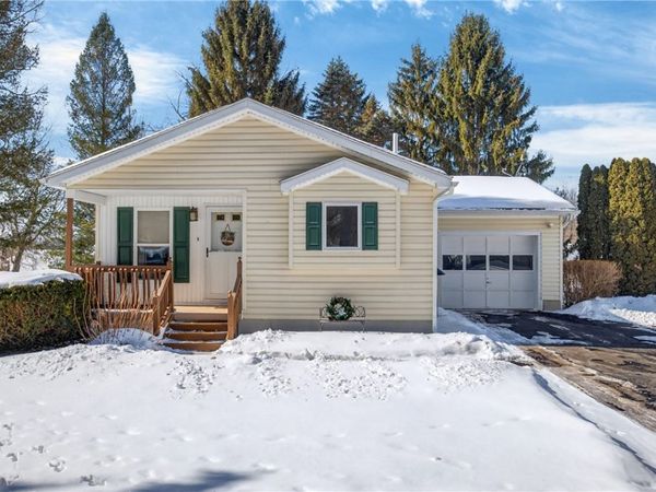 18 Spruce, Penn Yan, NY 14527