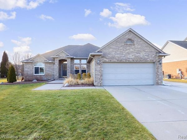 54669 Shady Creek Drive, New Baltimore, MI 48047