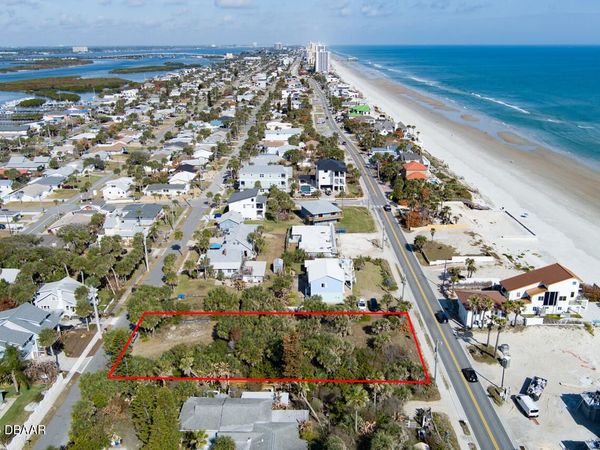 4114 S Atlantic Avenue, Port Orange, FL 32127