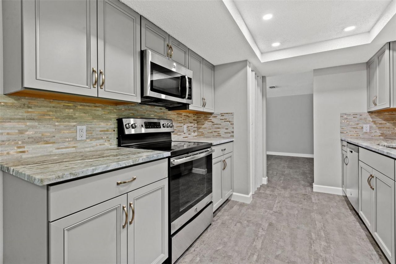 6120 Westport Drive, Port Richey, FL 34668 Photo