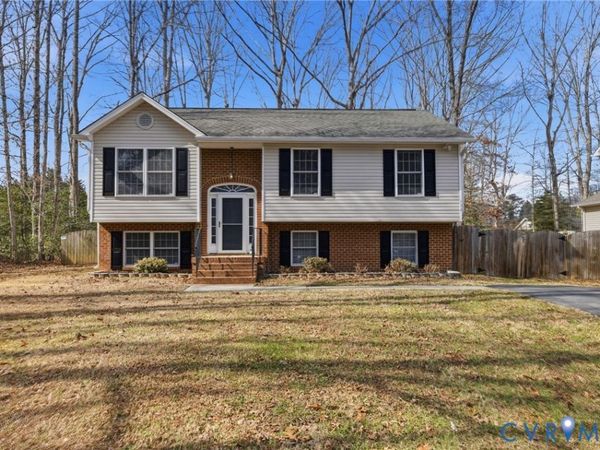 132 Land Or Drive , Ruther Glen, VA 22546