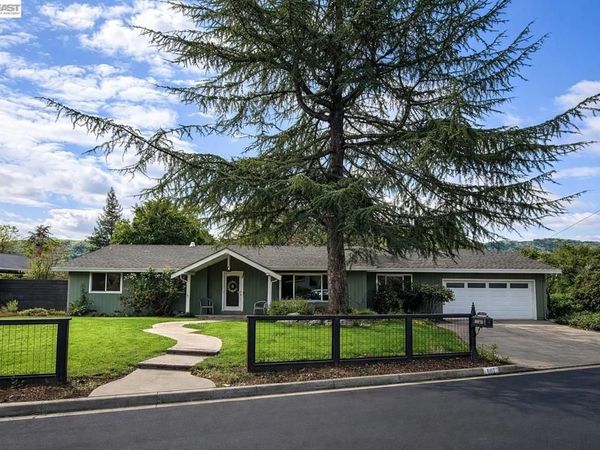 607 607 Brookside Dr, Danville, CA 94526