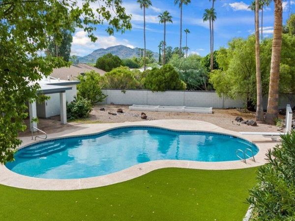 5924 E NORTH Lane, Paradise Valley, AZ 85253