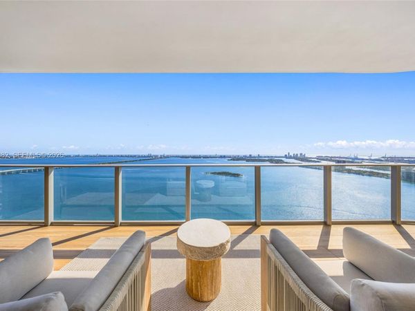 700 NE 24th St , Unit 4007, Miami, FL 33137