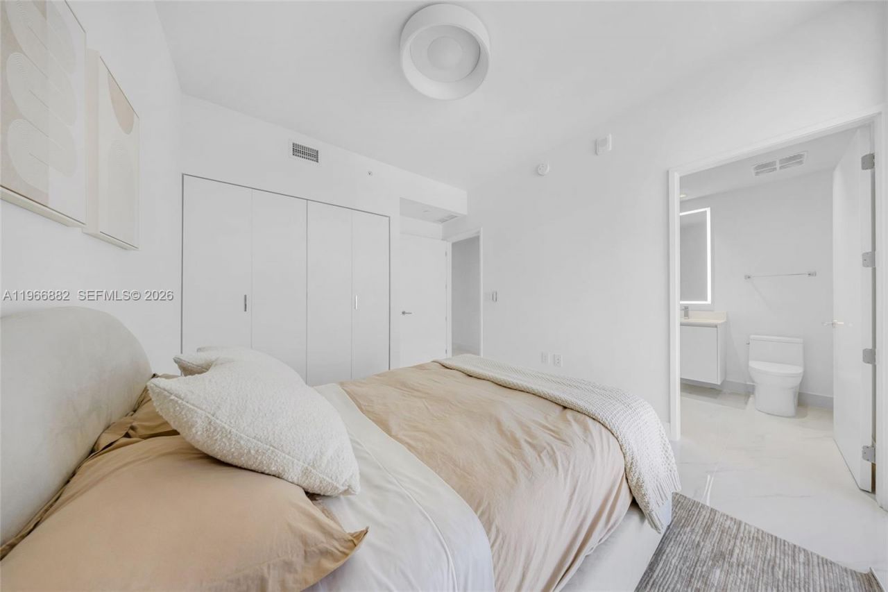 700 NE 24th St , Unit 4007, Miami, FL 33137 Photo