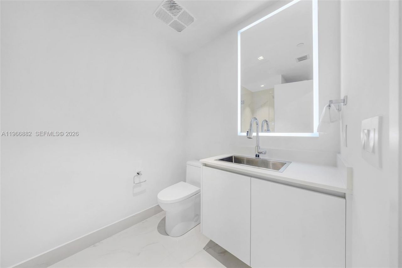 700 NE 24th St , Unit 4007, Miami, FL 33137 Photo