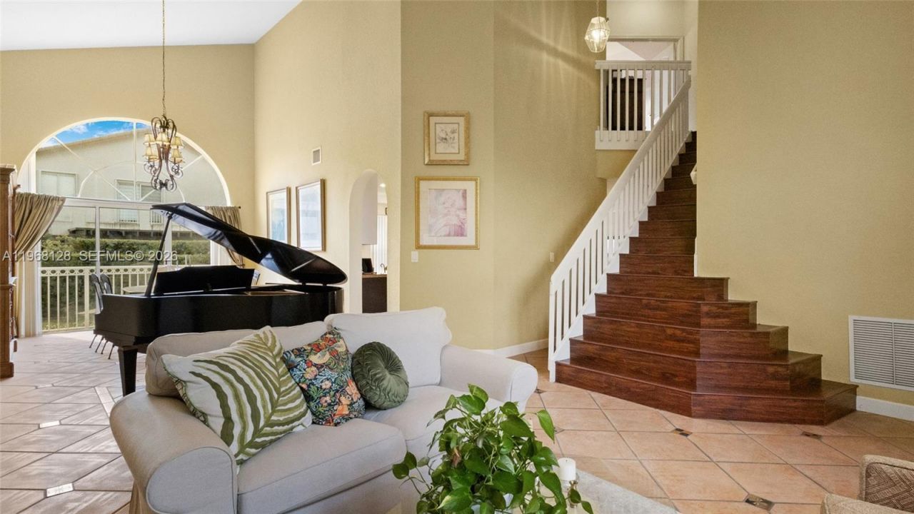 9768 NW 30th St , Doral, FL 33172 Photo