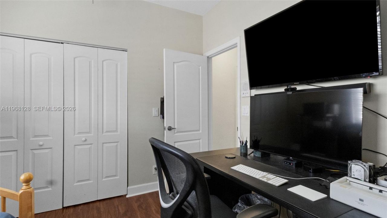 9768 NW 30th St, Doral, FL 33172 Photo