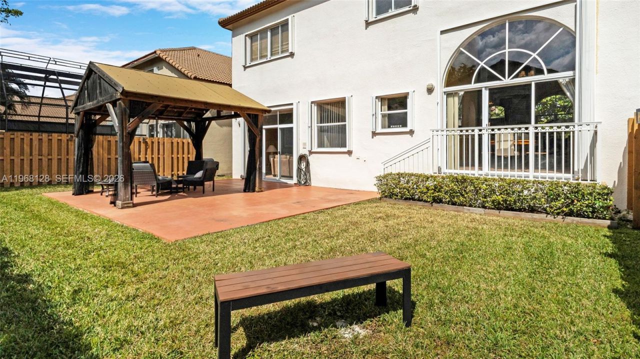 9768 NW 30th St , Doral, FL 33172 Photo