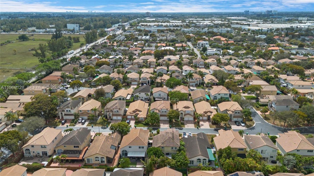 9768 NW 30th St, Doral, FL 33172 Photo