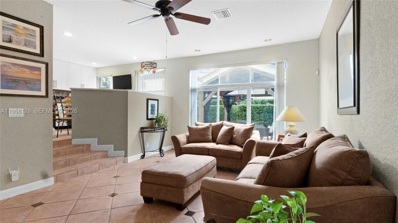 9768 NW 30th St , Doral, FL 33172 Photo