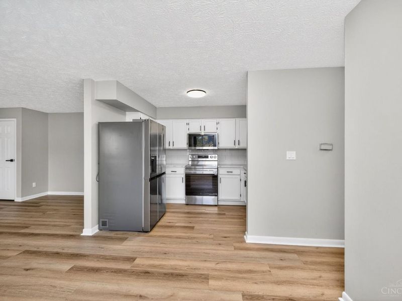 9508 Woodland Hills Drive, West Chester, OH 45011 Photo 11