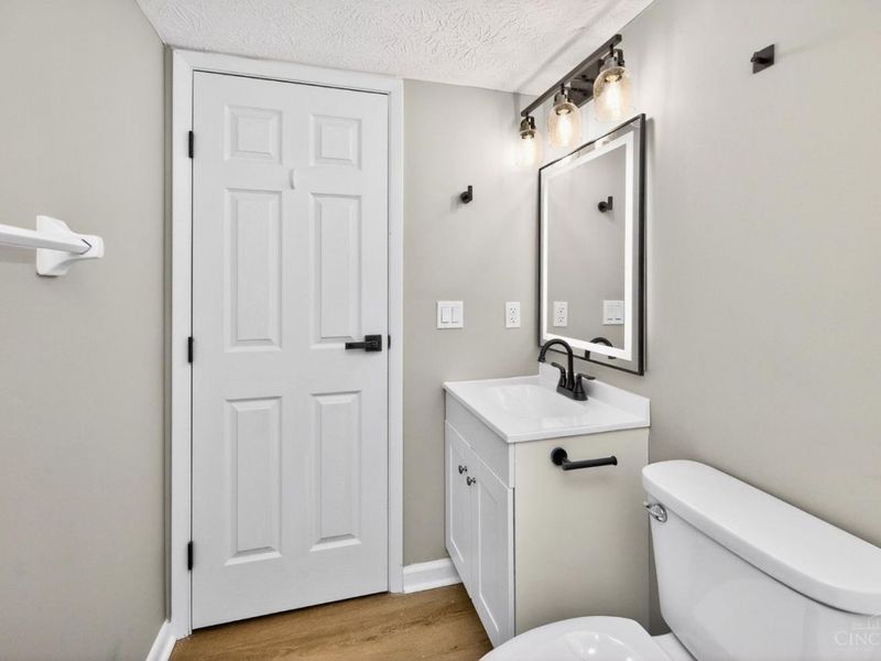 9508 Woodland Hills Drive, West Chester, OH 45011 Photo 19