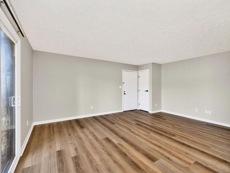 9508 Woodland Hills Drive, West Chester, OH 45011 Photo 5