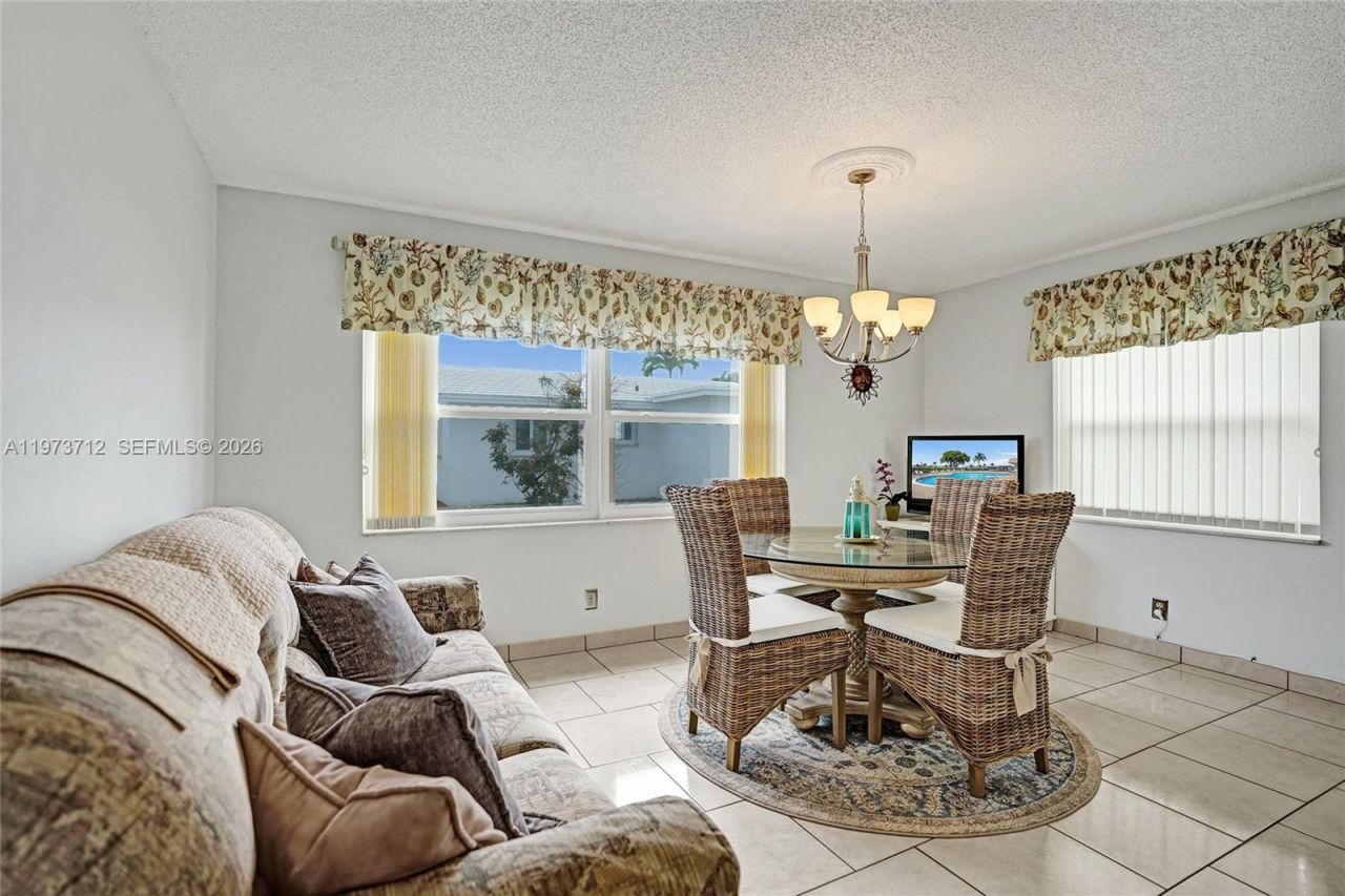 1806 SW 18th St, Boynton Beach, FL 33426 Photo