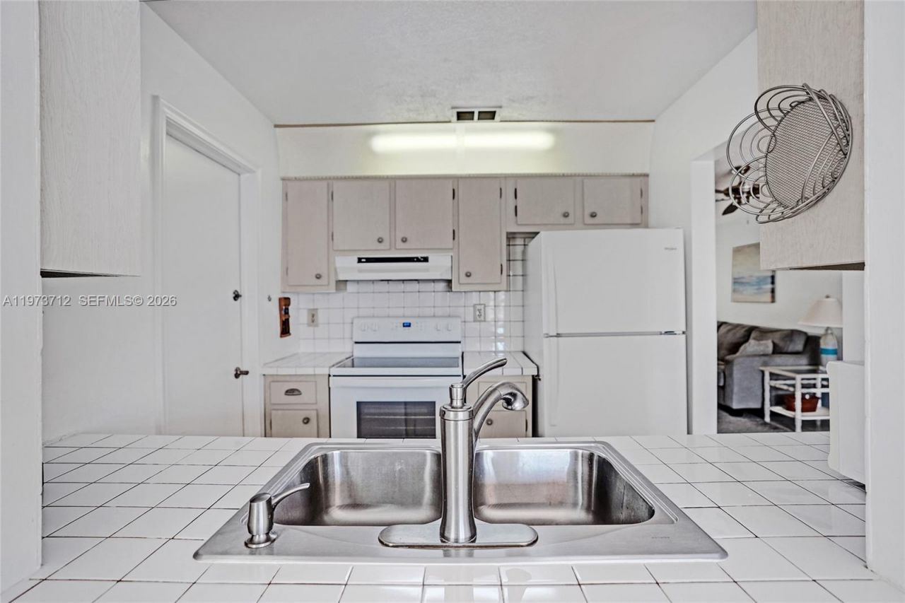 1806 SW 18th St, Boynton Beach, FL 33426 Photo