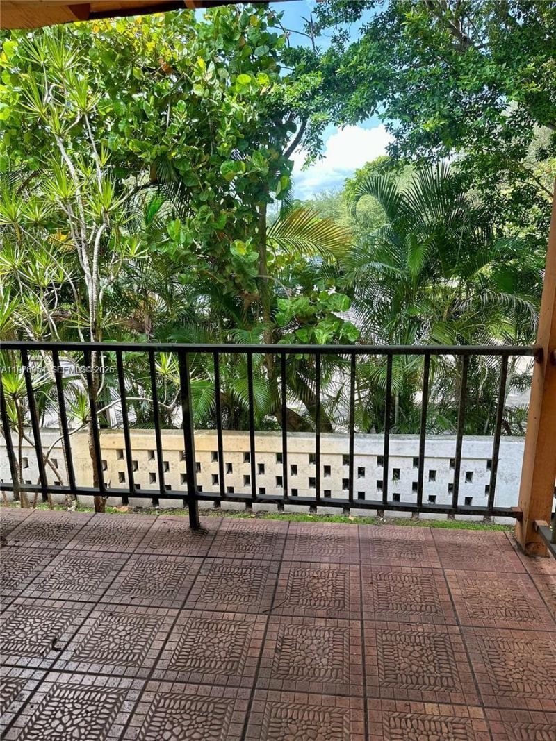 7208 Fairway Dr , Unit I20, Miami Lakes, FL 33014 Photo