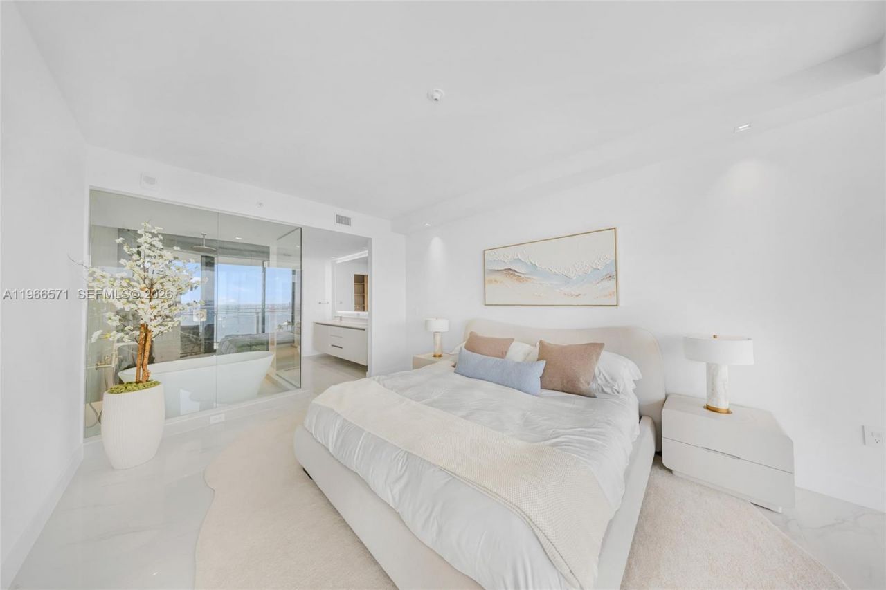 700 NE 24th St, Unit 4007, Miami, FL 33137 Photo