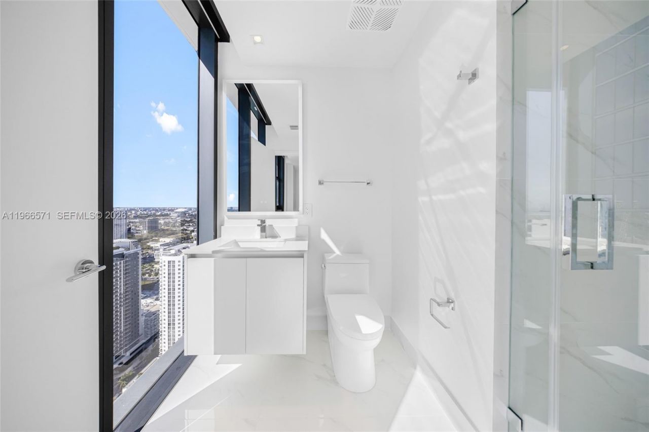 700 NE 24th St, Unit 4007, Miami, FL 33137 Photo