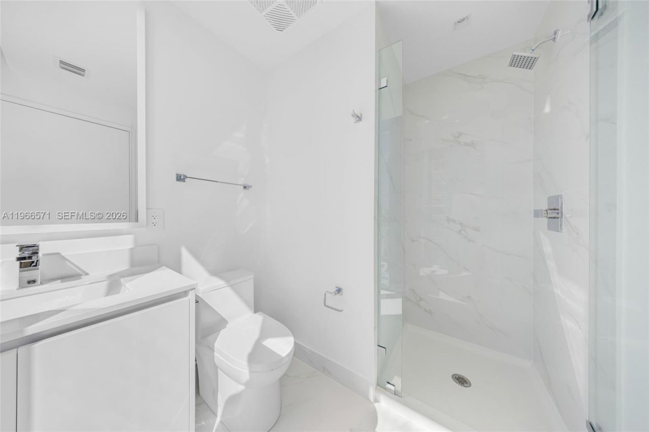 700 NE 24th St, Unit 4007, Miami, FL 33137 Photo