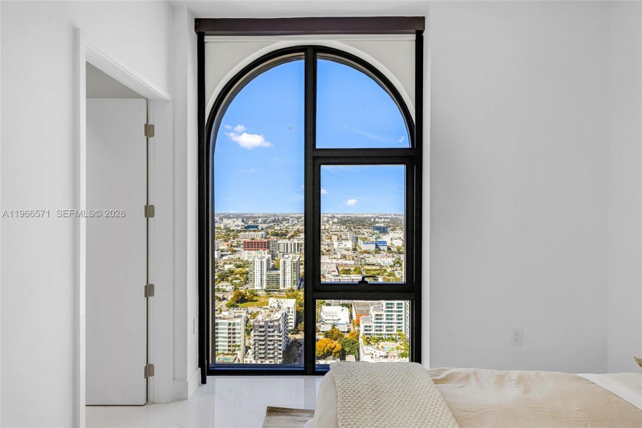 700 NE 24th St, Unit 4007, Miami, FL 33137 Photo