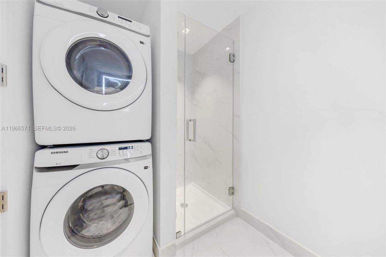 700 NE 24th St, Unit 4007, Miami, FL 33137 Photo