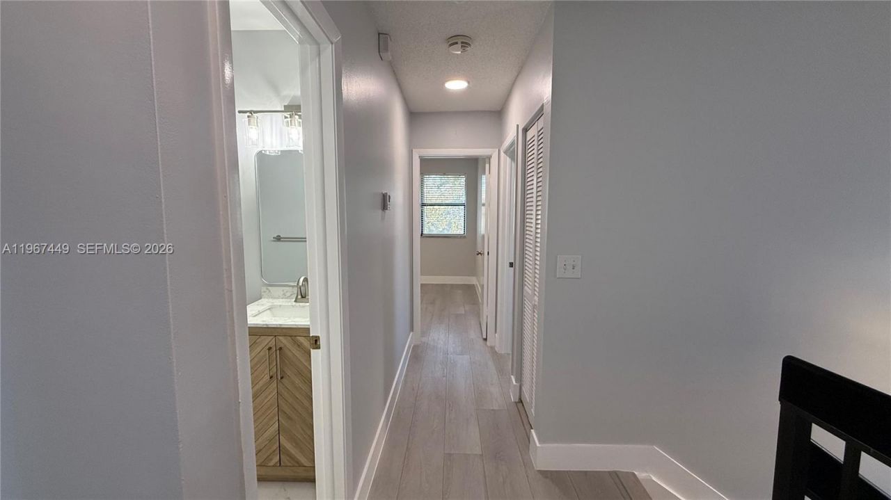 223 Lakeside Cir, Unit 223, Sunrise, FL 33326 Photo