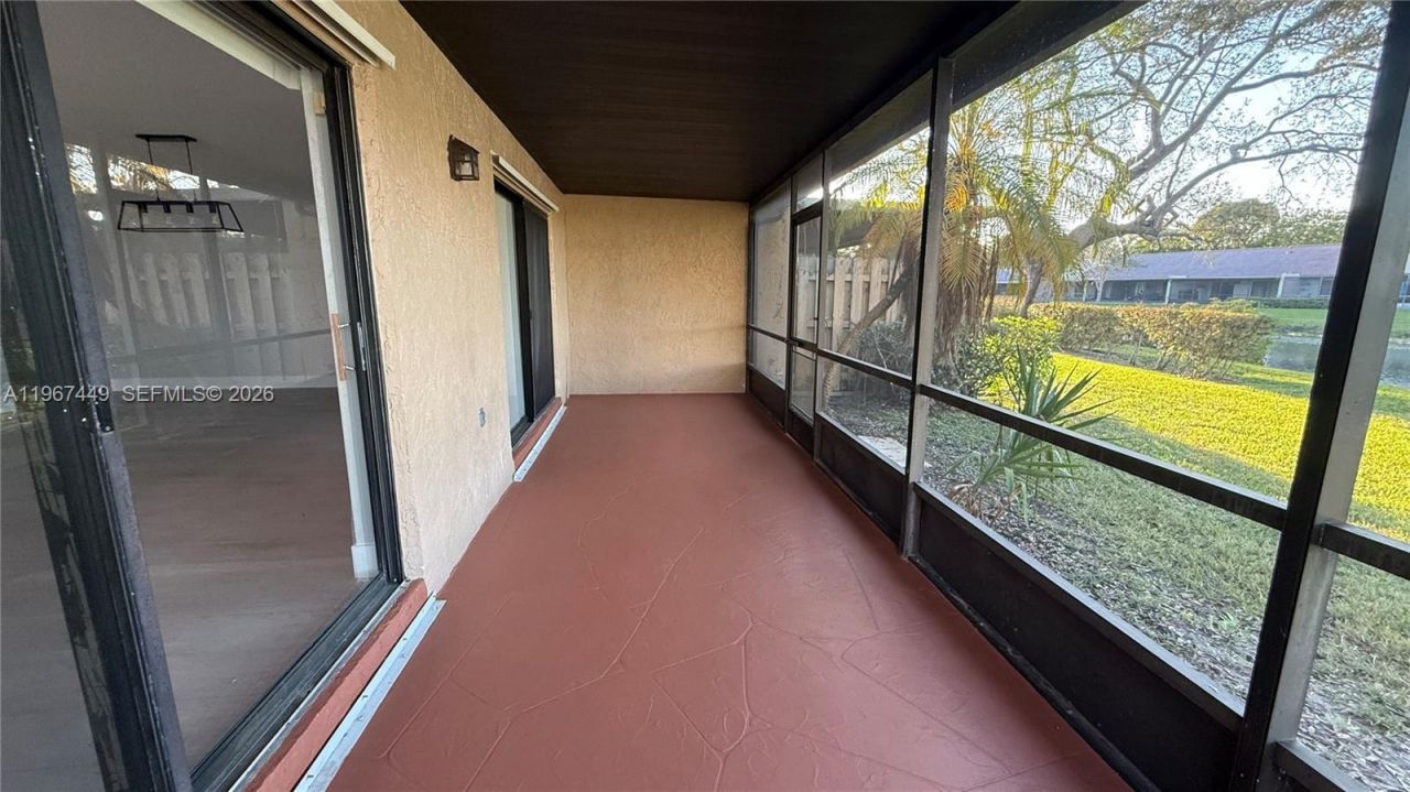 223 Lakeside Cir, Unit 223, Sunrise, FL 33326 Photo