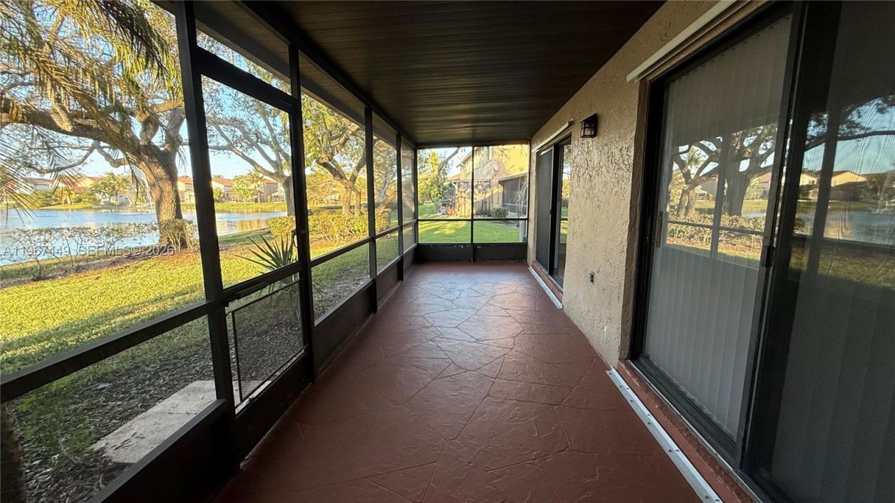 223 Lakeside Cir, Unit 223, Sunrise, FL 33326 Photo