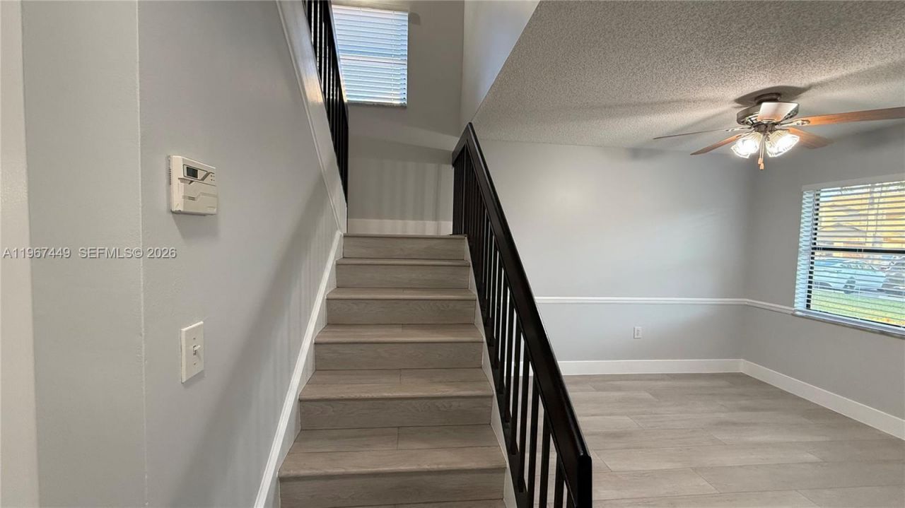 223 Lakeside Cir, Unit 223, Sunrise, FL 33326 Photo