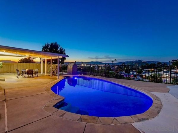 11038 Larkridge St, Santee, CA 92071