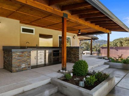 7101 Amoloc Ln, Lotus, CA 95651 Photo
