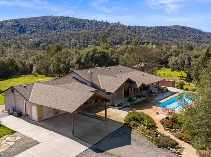 7101 Amoloc Ln, Lotus, CA 95651 Photo