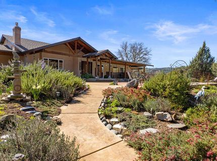 7101 Amoloc Ln, Lotus, CA 95651 Photo