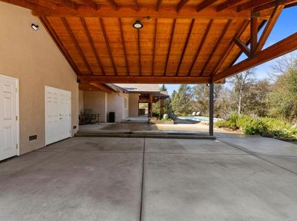 7101 Amoloc Ln, Lotus, CA 95651 Photo