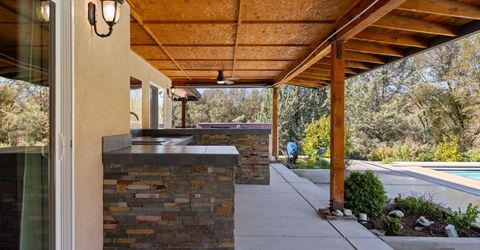 7101 Amoloc Ln, Lotus, CA 95651 Photo