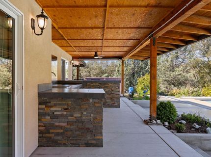 7101 Amoloc Ln, Lotus, CA 95651 Photo